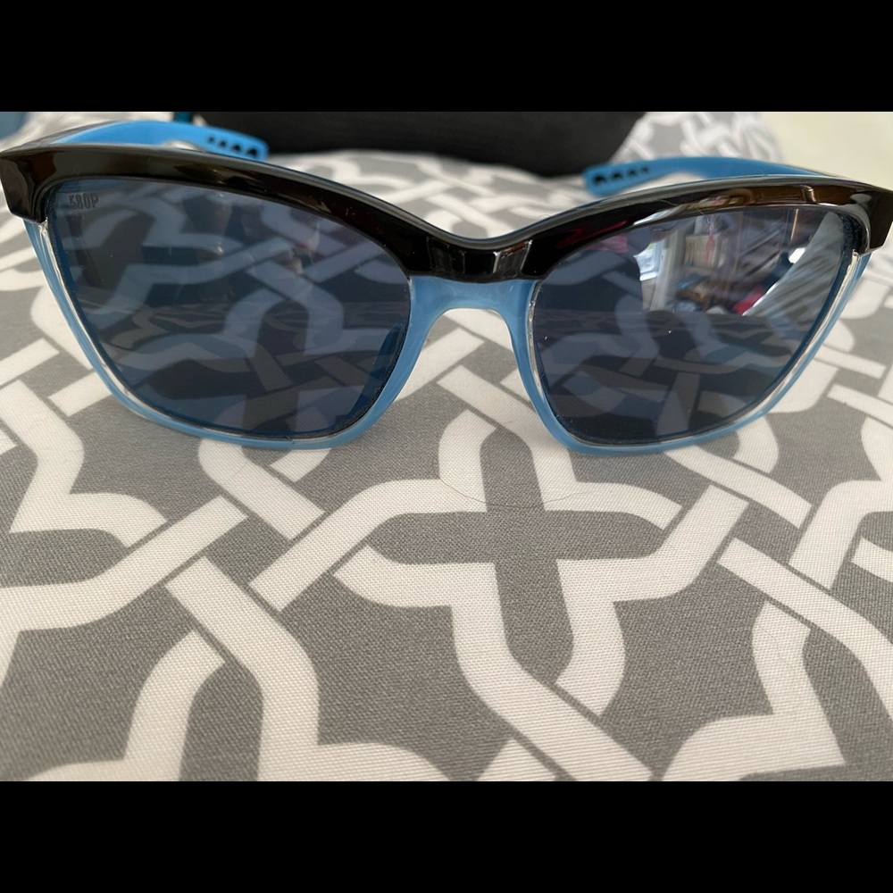Costa Sunglasses - Picture 5 of 8